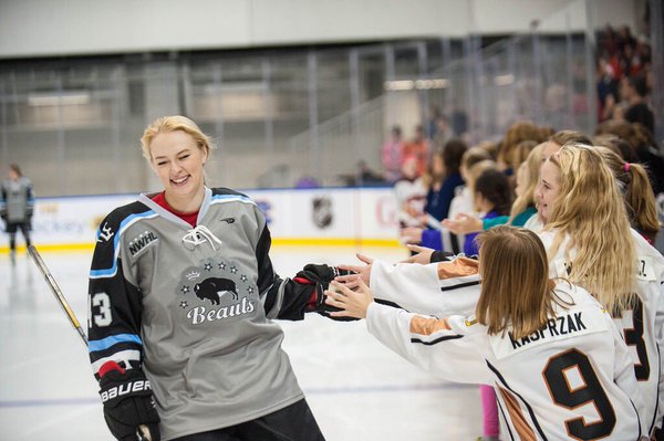 tatiana rafter buffalo beauts elite female hockey player